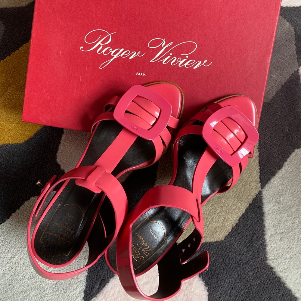 Roger Viviers lovely pink scandals, only wear several times.